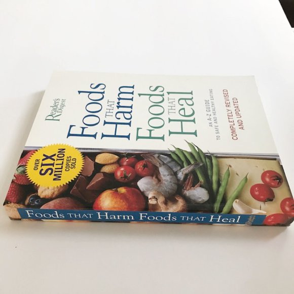 Foods That Harm Foods That Heal - A-Z Guide to Safe and Healthy Eating Softcover - Picture 4 of 7